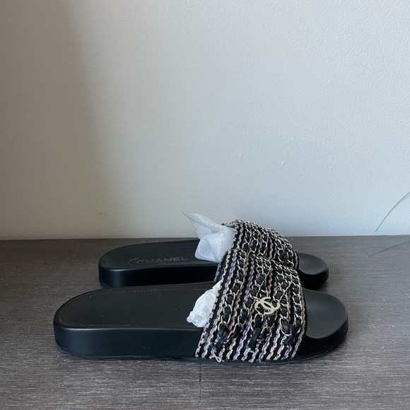 Chanel Slides Serial #G31627 size 7, Limited Edition. - Picture 3 of 15